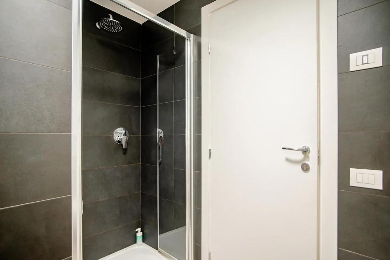 Guesthouse Tree Rooms Modern Bergamo Exteriér fotografie