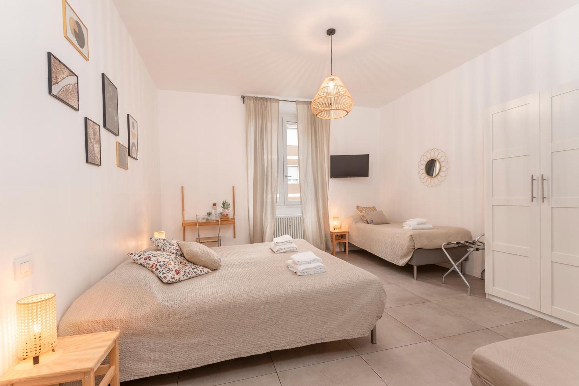 Guesthouse Tree Rooms Modern Bergamo Exteriér fotografie